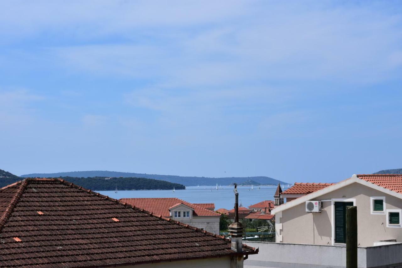 Apartments D&A Trogir Exterior photo