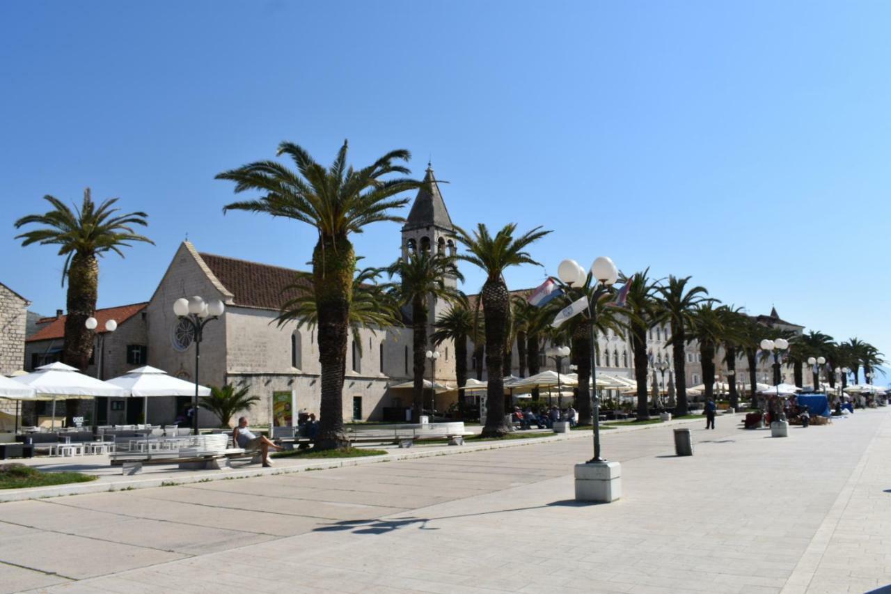 Apartments D&A Trogir Exterior photo